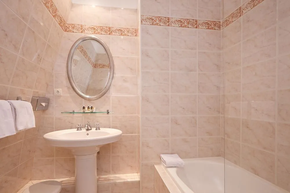 Hotel Mayfair Paris France