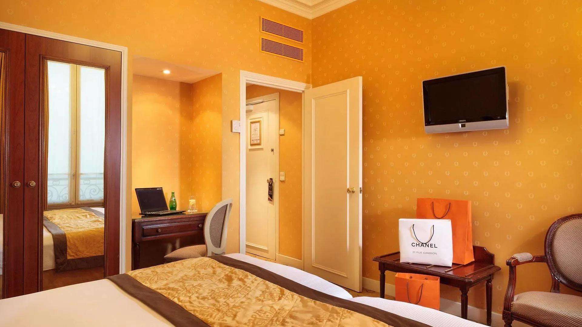 Hotel Mayfair Paris France