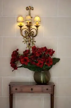 ****  Hotel Mayfair פריז צרפת