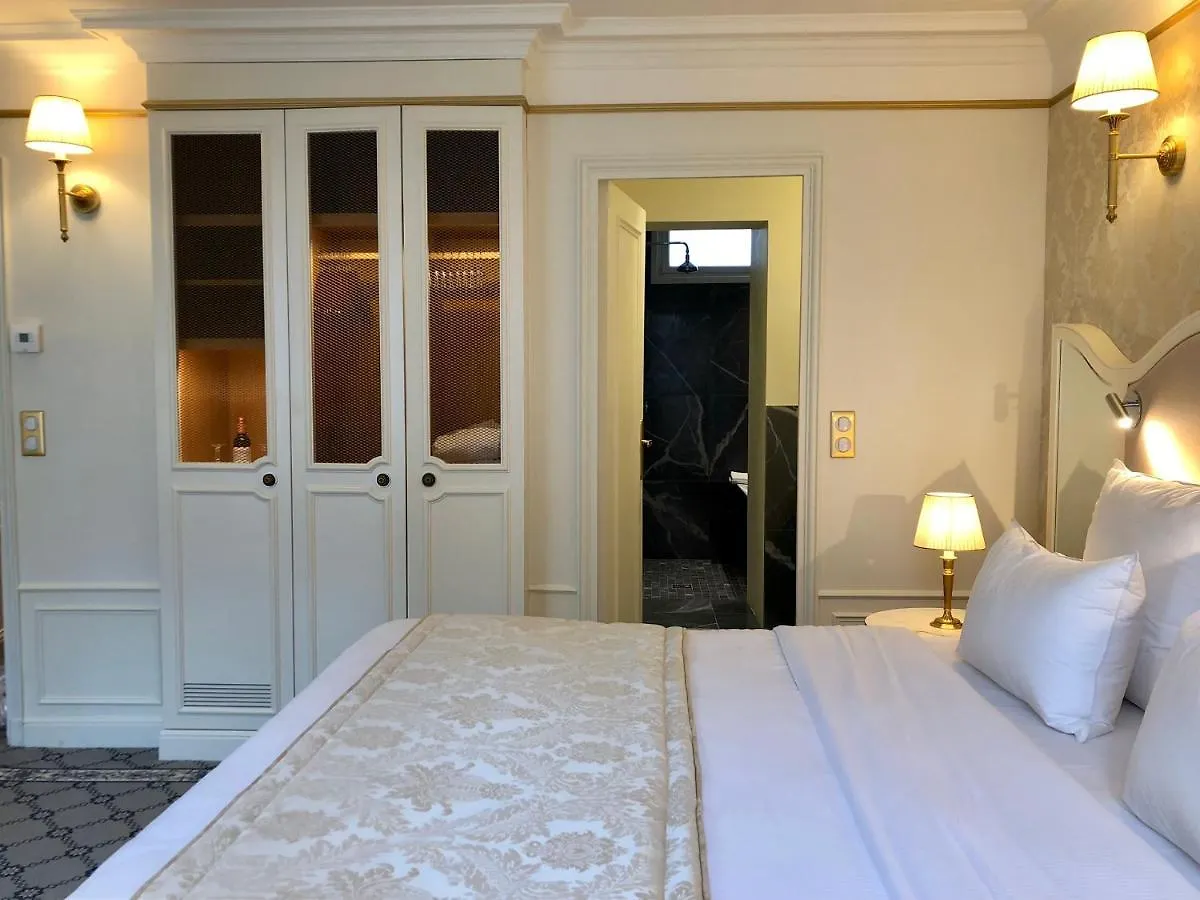 Hotel Mayfair Paris 4*,  France